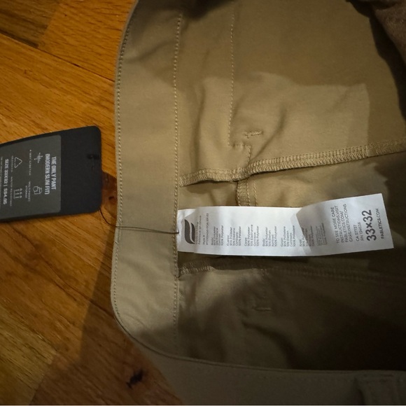 Men’s Fabletics slim fit the only pants - Picture 3 of 4